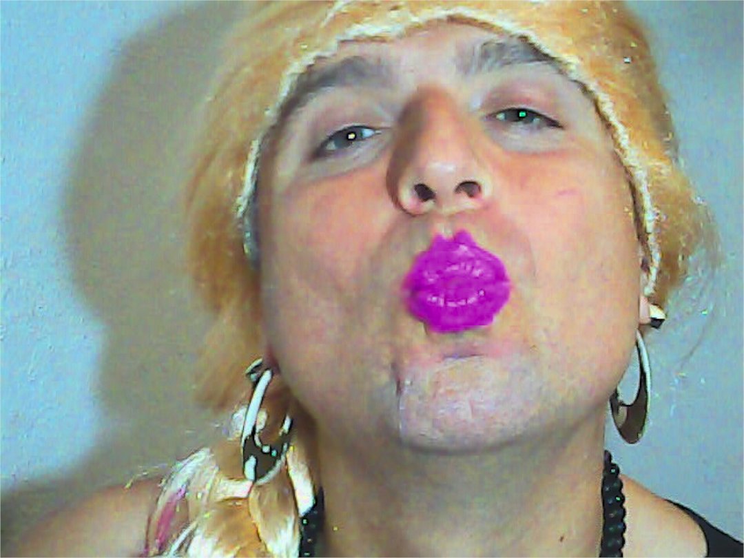 Davicito Besicos.jpg