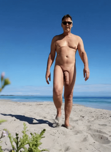 Ric flashing cock on the beach